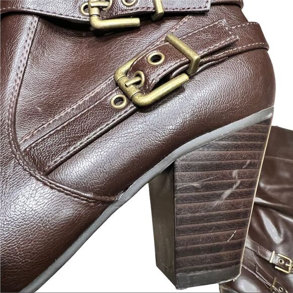 White Mountain Women's 7M faux fake leather dark espresso brown tall boots - Picture 9 of 12